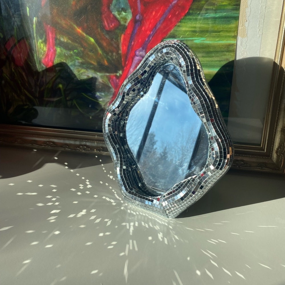 Wavy Disco Mirror